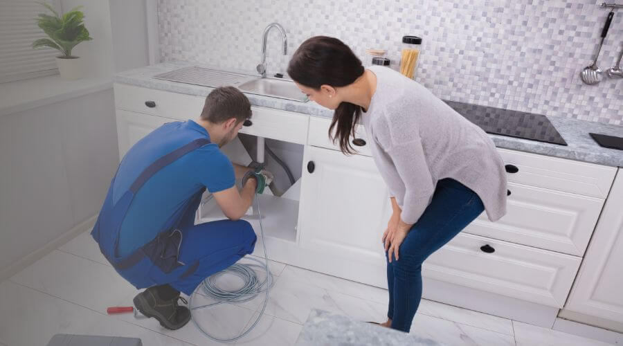 Professional bathroom faucet installation in Grovespring, MO